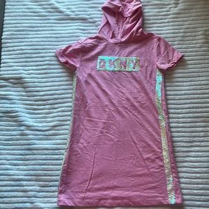 Pink short sleeve sequins dress with hood .